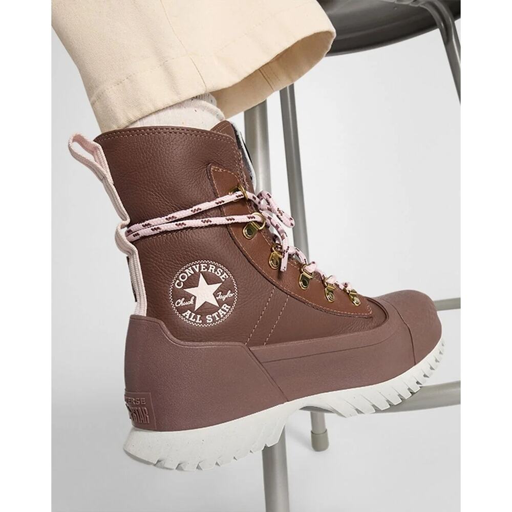 NWOT CONVERSE Chuck Taylor Waterproof Lug Sole Chunky Combat Boots Sz 12